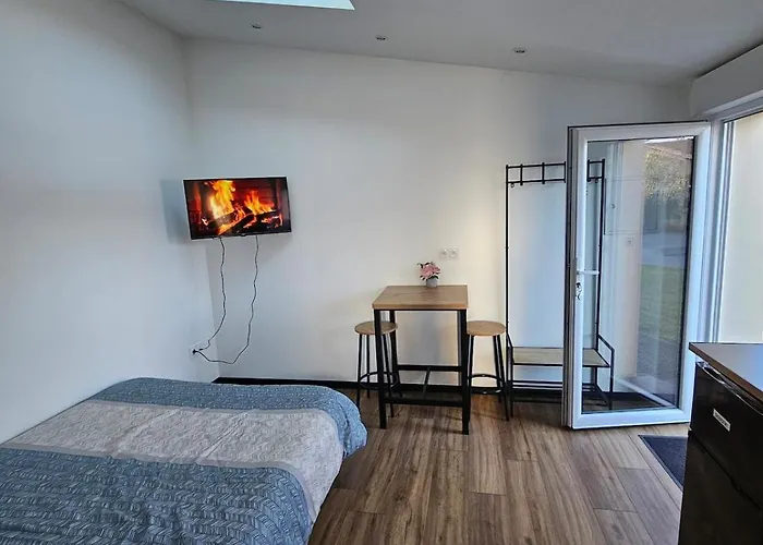 Beau Beau Cadre Apartment *